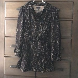 Bebe lace trench coat size Small
